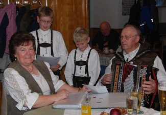 Hutscha-Abend im Gasthaus Sturm